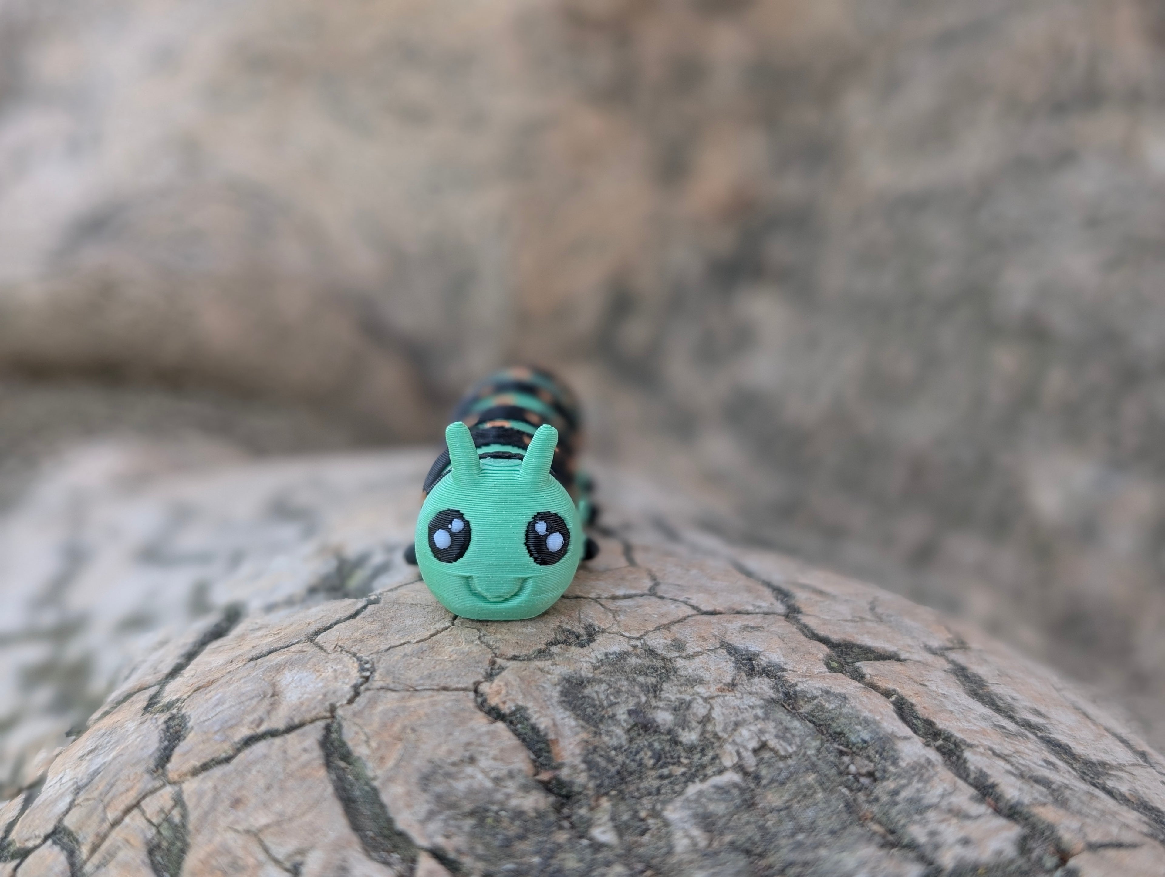 Mini Oruga articulada impresa en 3D | ZINKOO