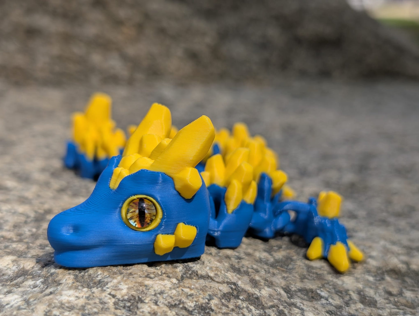 Bebé Dragón de Cristal Articulado – Mini Figura Impresa en 3D