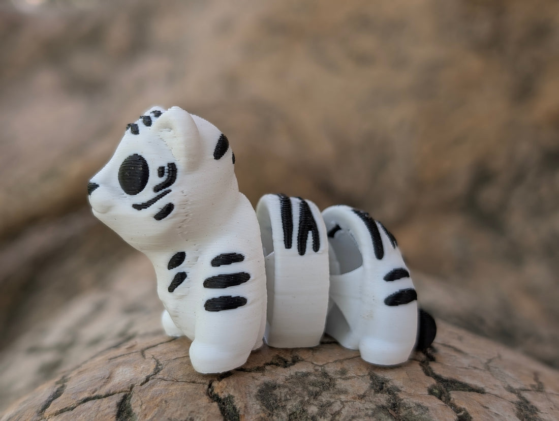 Mini Tigre Blanco articulado impreso en 3D | ZINKOO