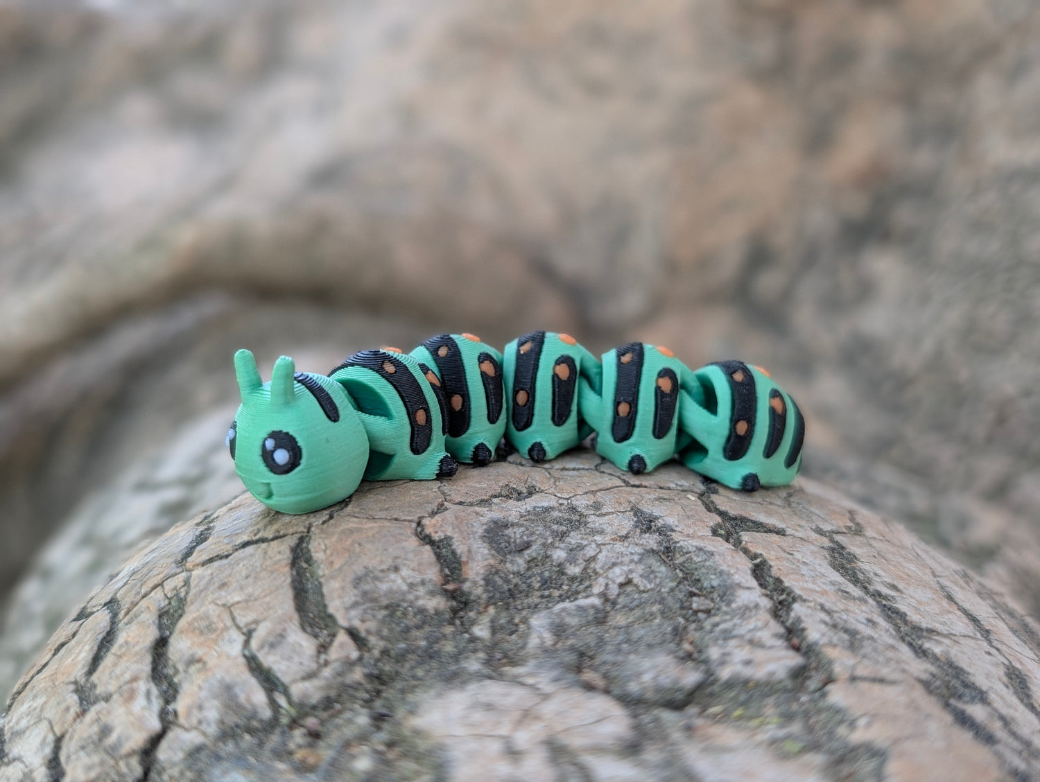 Mini Oruga articulada impresa en 3D | ZINKOO