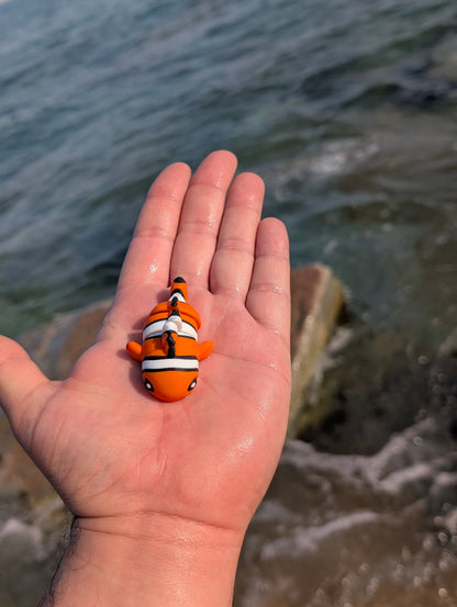 Mini pez payaso Articulado – Juguete Sensorial Flexible para Niños